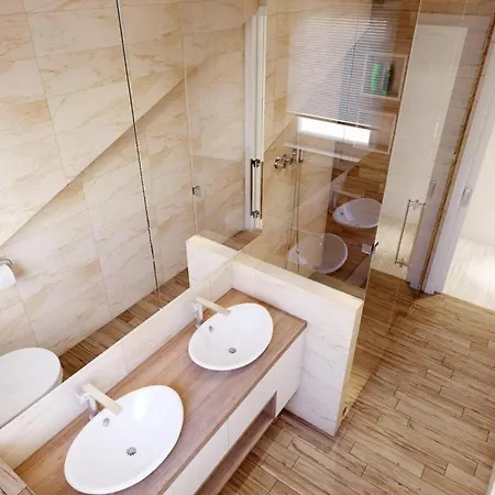 Subic - Two Bedroom C2 דירה